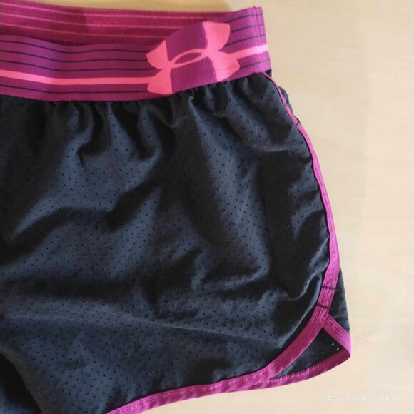 Under armour shorts pink and maroon with underwear activewear size small running - Picture 2 of 9